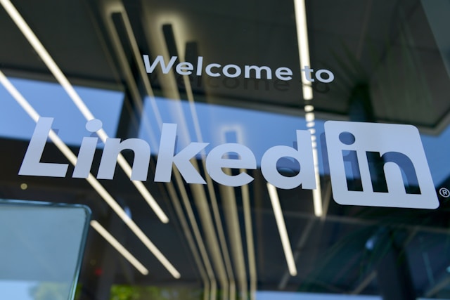 Show your followers on LinkedIn